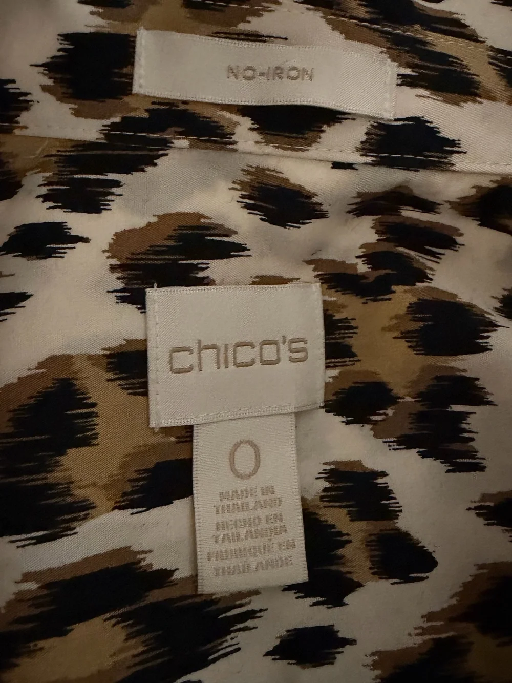 Chico’s 0 Small Leopard Print No Iron 100% Cotton Long Sleeve  Button Down Shirt - Picture 6 of 8